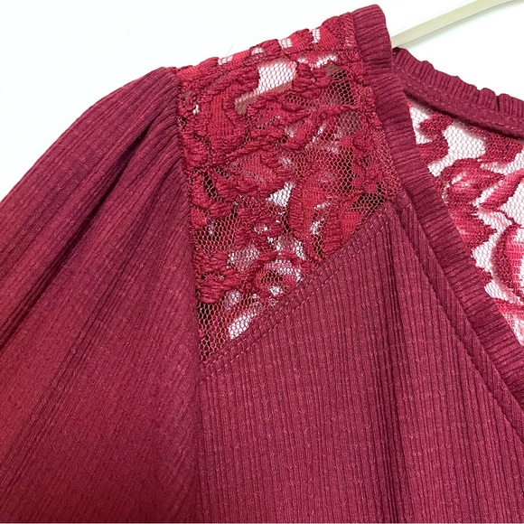 Torrid Babydoll Knit VNeck Button Front Lace Inset Peasant Top Red Plus SZ 3X - Picture 6 of 14